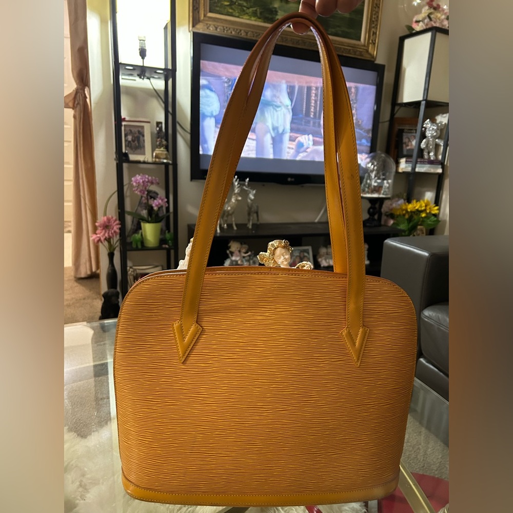 Louis Vuitton Epi Lussac Mustard Yellow - Picture 2 of 16